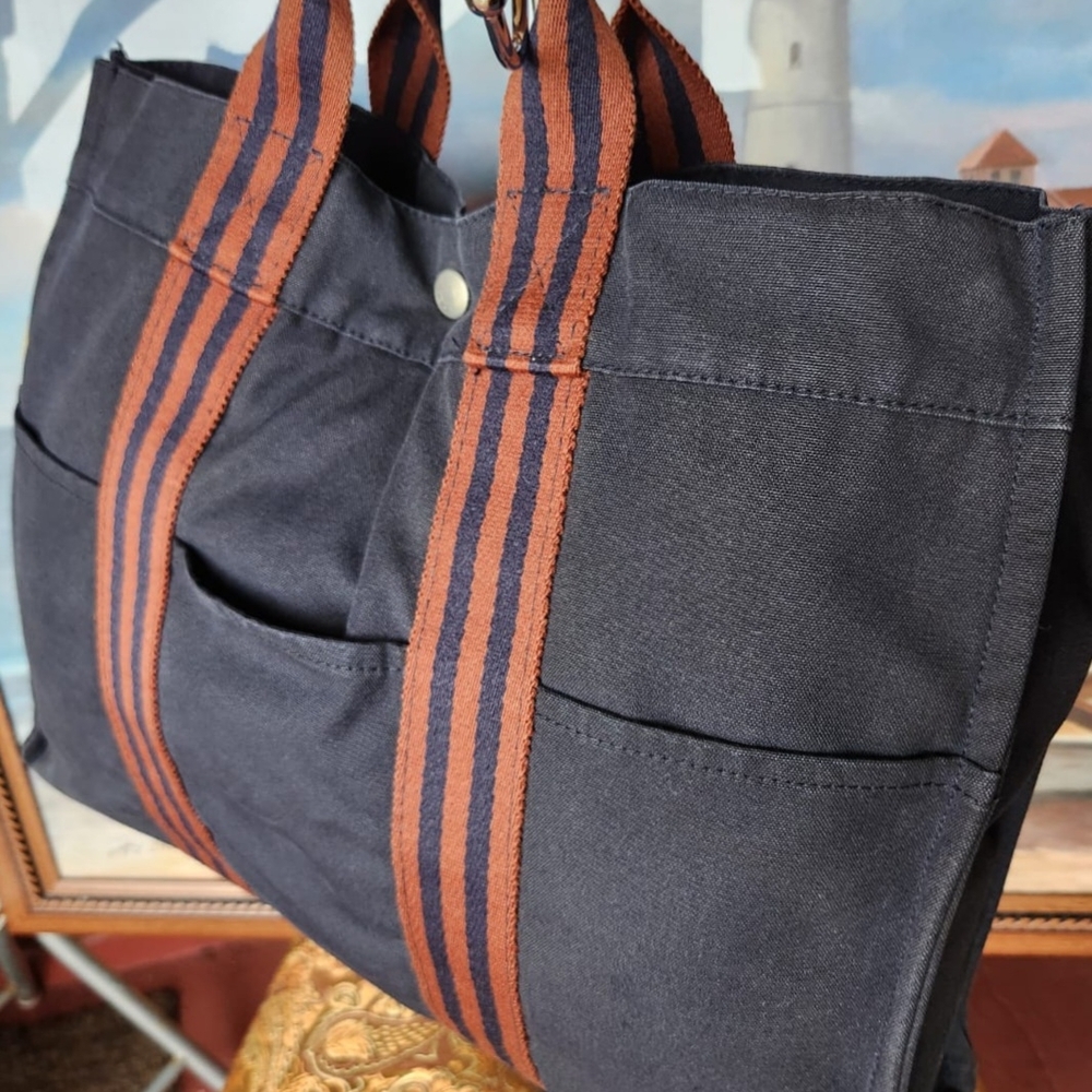 Authentic Hermes Fourre Navy Blue and Brown Canvas Tote Bag with Sturdy Design - Picture 2 of 16